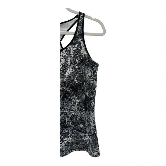 Fabletics Eiffel Tank Women‎ Medium Gilded Granite Scoop Neck Racerback - Picture 3 of 7